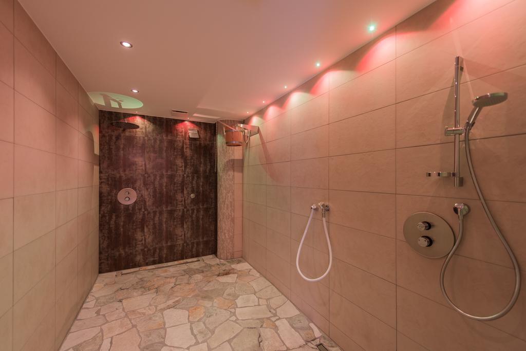 Hotel Schmalzlhof Rasun di Sopra Esterno foto